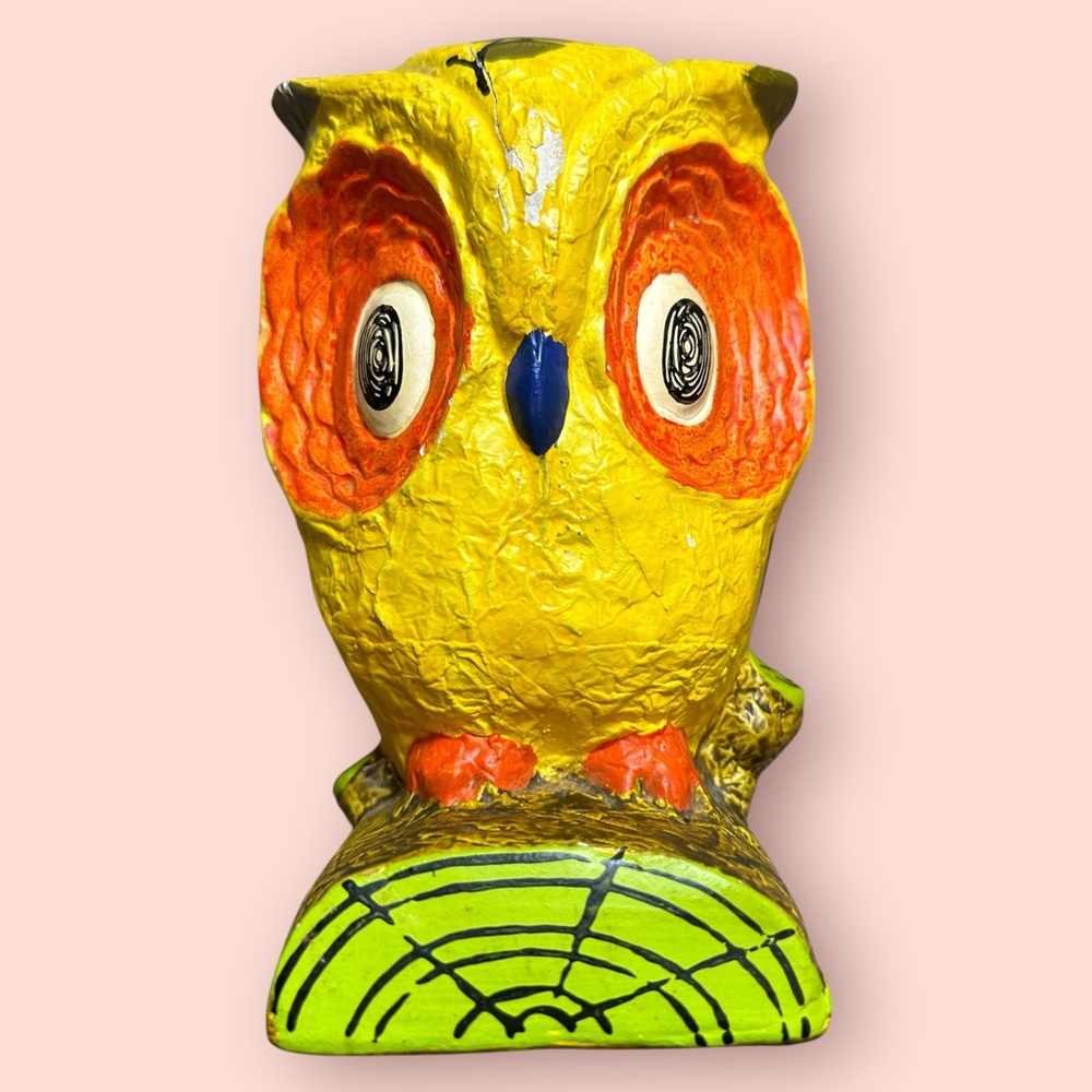 Whimsical Yellow and Orange Owl Bookends Decor Accents - Picture 7 of 12